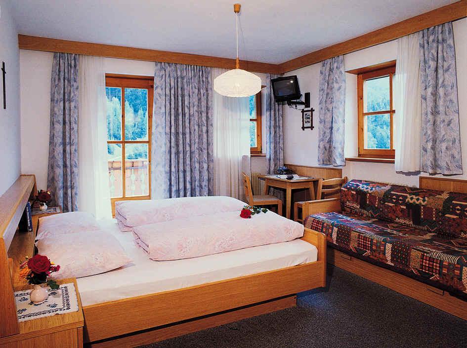 Gasthof Mittermuehl フーネス 部屋 写真